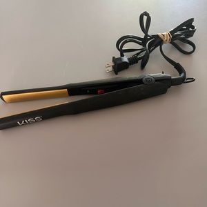 Kiss Tourmaline Ceramic Flat Iron